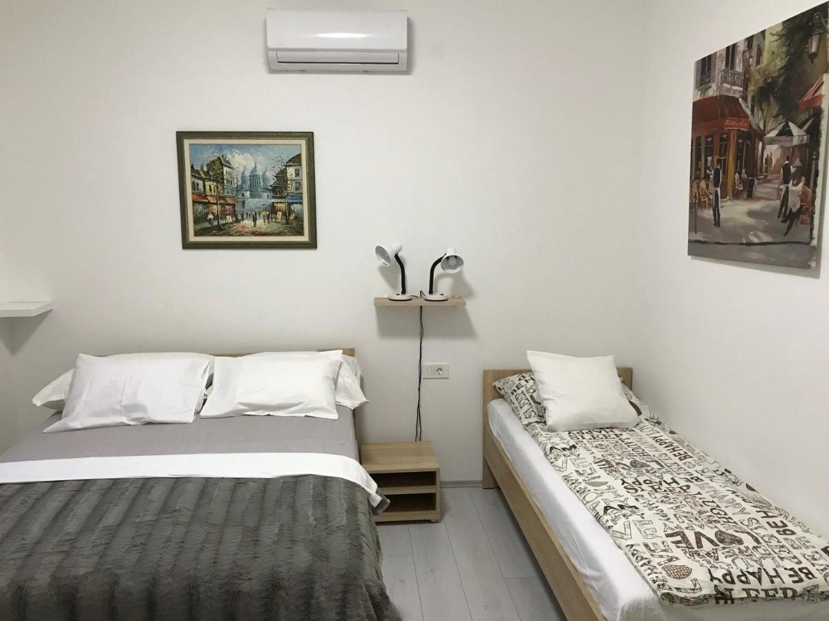 Leptir Hostel Загреб Екстериор снимка